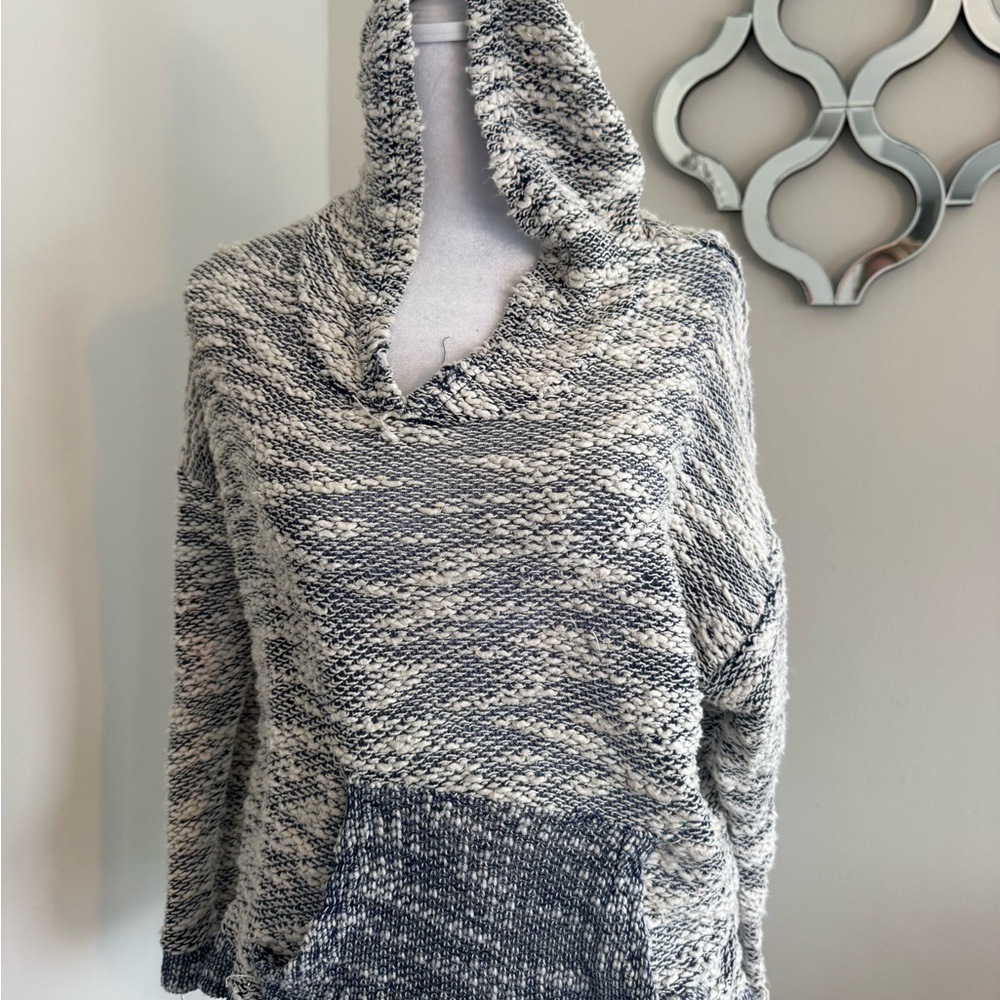 Kaii Marled Knit Hooded Sweater - Black and White